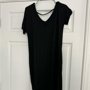Black maxi dress. nwt. Size small